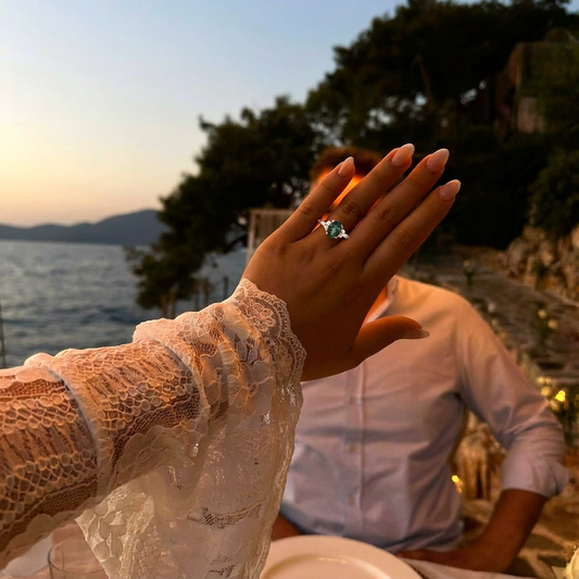 Mooschat Ring mit Diamant Akzenten